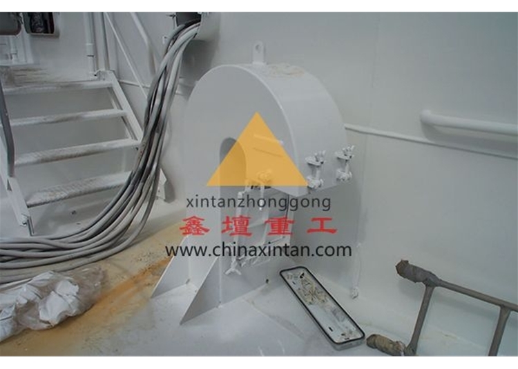 The Win Discharging Hole